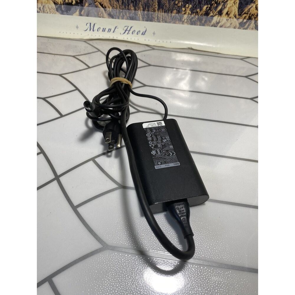 Genuine Dell 65W Charger AC Power Adapter LA65NM130 .Big Barrel. Dell 3189 3180